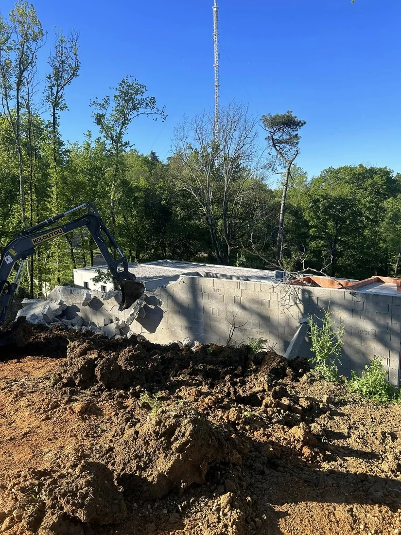 Travaux SH Terrassement autour d’une piscine
